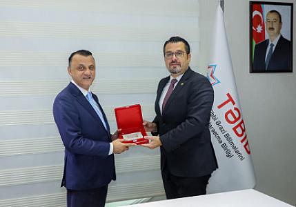 TƏBİB-də Kipr Bahçeşehir Universitetinin rəhbərliyi ilə