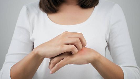 Bədəndə qaşınmalar qaraciyərdən ola bilərmi?