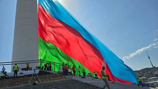 Dövlət Bayrağı Meydanında çoxdan gözlənilən hadisə gerçəkləşdi