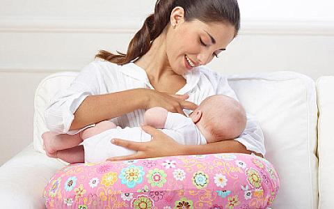 Genefond təhlükədə - körpələr ana südündən niyə məhrum edilir?