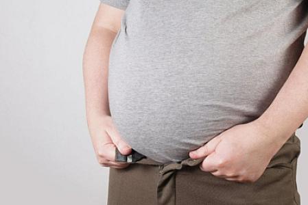 Qarında şişkinlik problemləri: Türkiyəli mütəxəssisdən həzmi asanlaşdıran