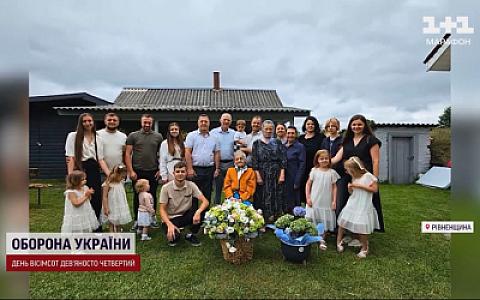 110 nəvə-nəticəsi olan