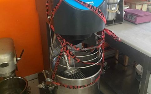 Sumqayıtda un məmulatları müəssisəsində istehlaka