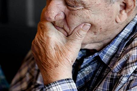 Xolesterol səviyyəsi ilə Alzheimer xəstəliyi arasında ƏLAQƏ TAPILDI