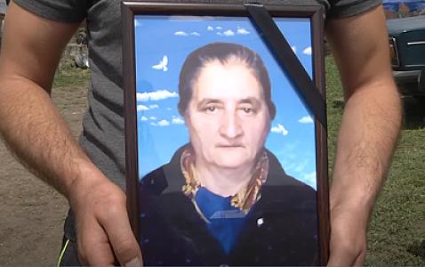 Qayınanasını baltalayan gəlinin meyiti