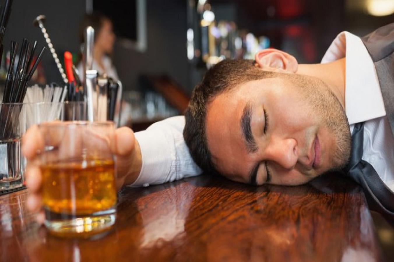 Alkoqol asılılığından necə qurtulmaq olar? -