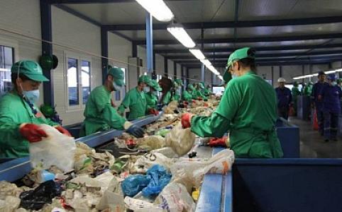 Azərbaycanda tullantıların idarə olunması ilə bağlı