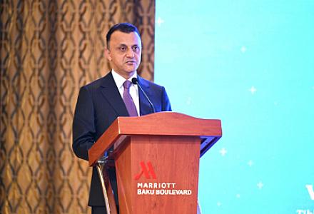 İlin sonunadək Kliniki Tibbi Mərkəzdə