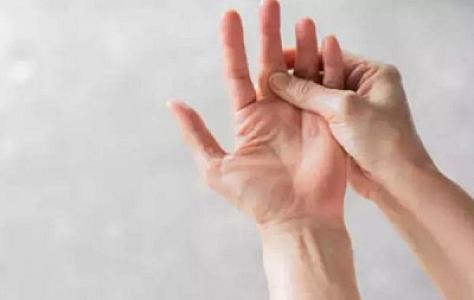 Barmaqlarınızda uyuşma var? -