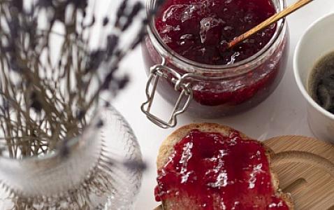 Mürəbbədən kif çıxarılsa