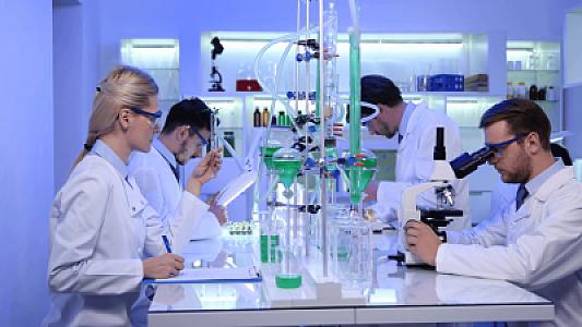 Varlılar zombi olmaq üçün