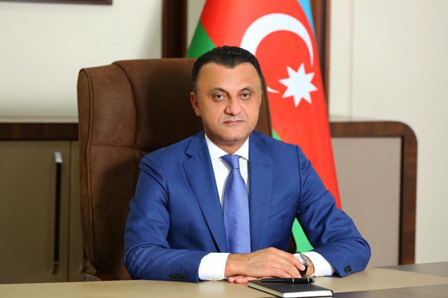 Vüqar Qurbanov xanım həkimə