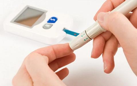 Apteklərdə qanda şəkərin miqdarını ölçən