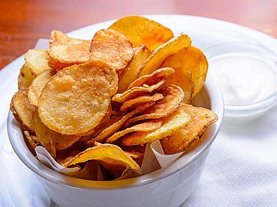 Çips istehlakı bir çox xəstəliklərə səbəb ola bilər - Valideynlərin nəzərinə!