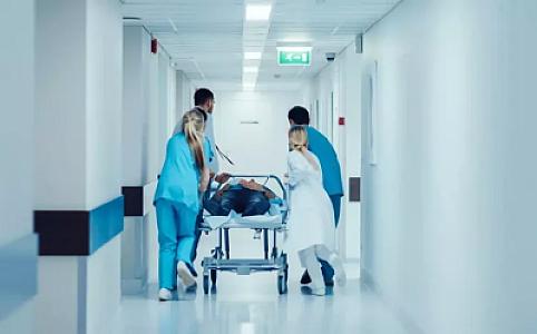 Dövlət xəstəxanasının direktor müavini