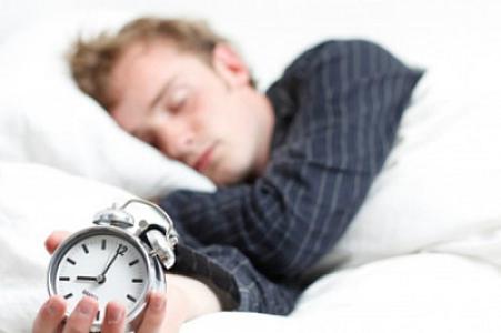 40 yaşdan yuxarı insanlar gündə