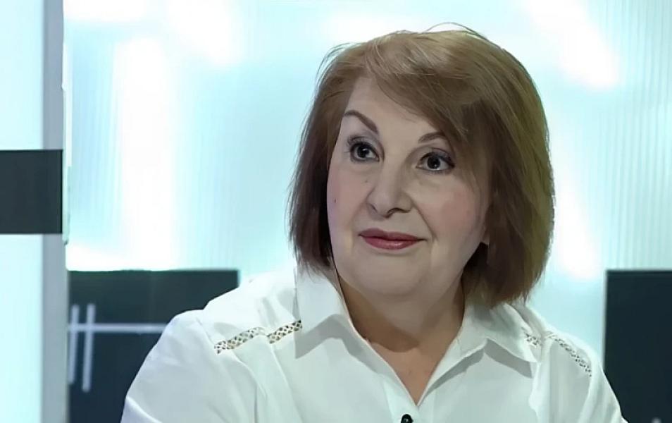 Ofeliya Sənani xəstəxanaya