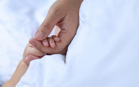 Neanotoloq: "Vaxtından əvvəl doğulanlar daim həkim nəzarəti altında olmalıdır"