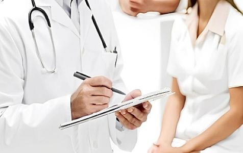 Qanun pozuntularına yol verən neçə həkim və klinika