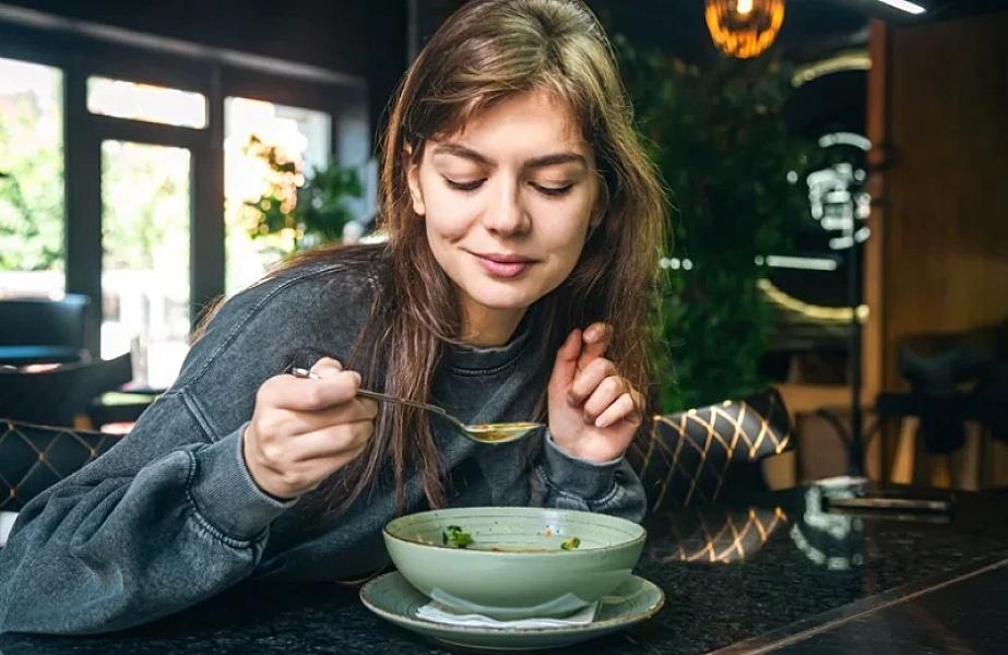 Günorta və axşam yeməyi arasında ideal interval