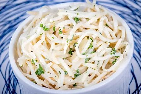 1 qaşıq şəkər əlavə edib qovurmaq kifayətdir!