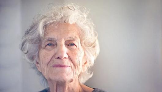 100 yaşına çatan qadının 10 sirri: