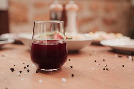 Onun suyunu içənlər 10 il xəstələnmir -