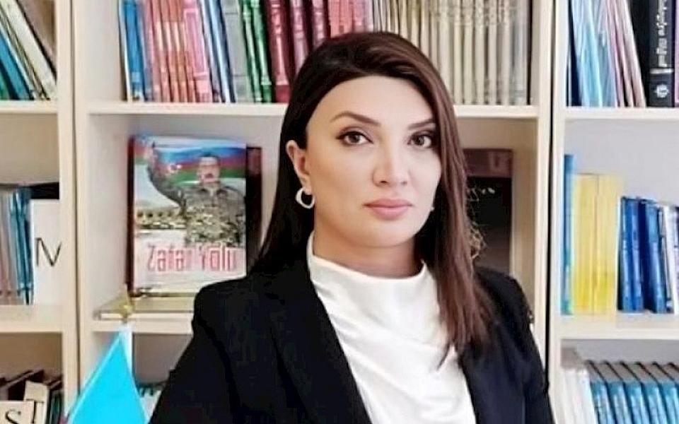 600 manatlıq qızıl hədiyyəni “dilənçi payı” adlandıran direktor