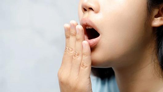 Oruc tutanlar buna çarə axtarır: Ağız qoxusundan