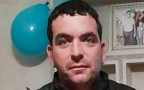 Arıqlamaq üçün zəncəfilli qatıq içən kişi öldü -