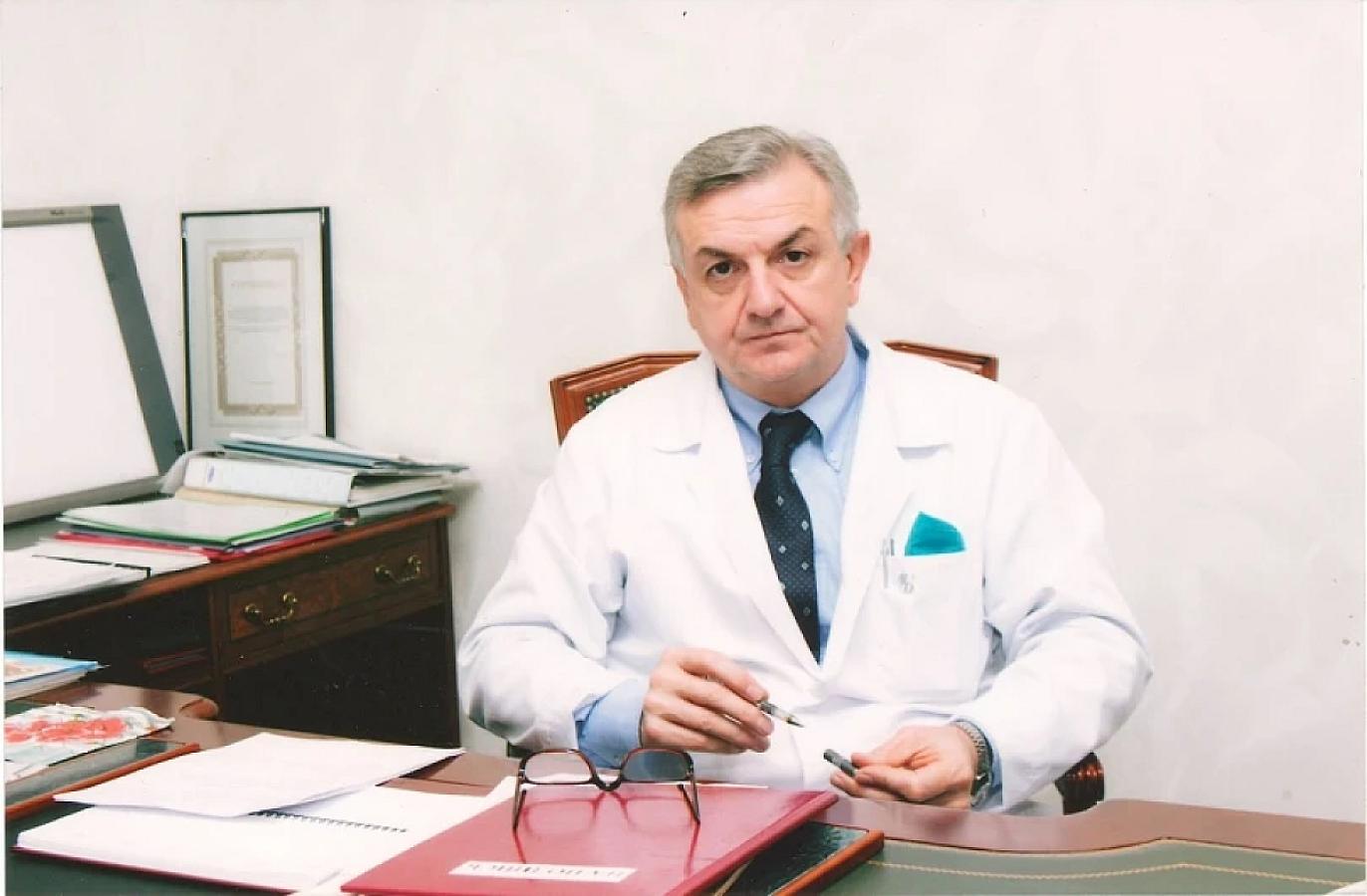 İlham Əliyev Məmmədbağır Əliyevi