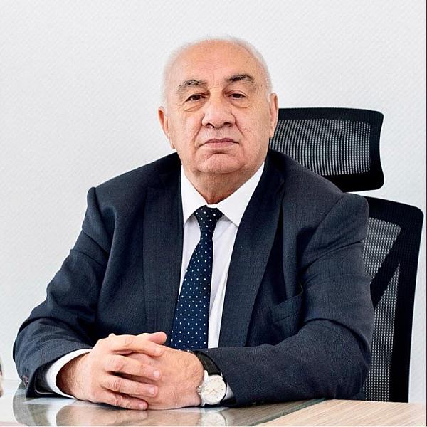 Əməkdar həkim Cabir Məmmədov