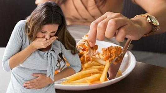 Toyuq əti yedikdən sonra bu əlamətlər yaranarsa,