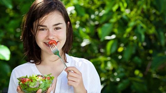 Xərçəng riski həyəcan vericidir: Yeniyetməlik dövründə bu problemləri