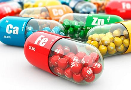 Nəzarətsiz vitamin istifadəsi bədənə zərər verir