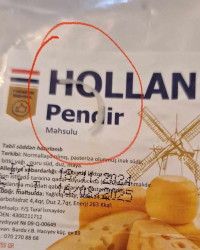 Yerli istehsal holland pendirinin içindən